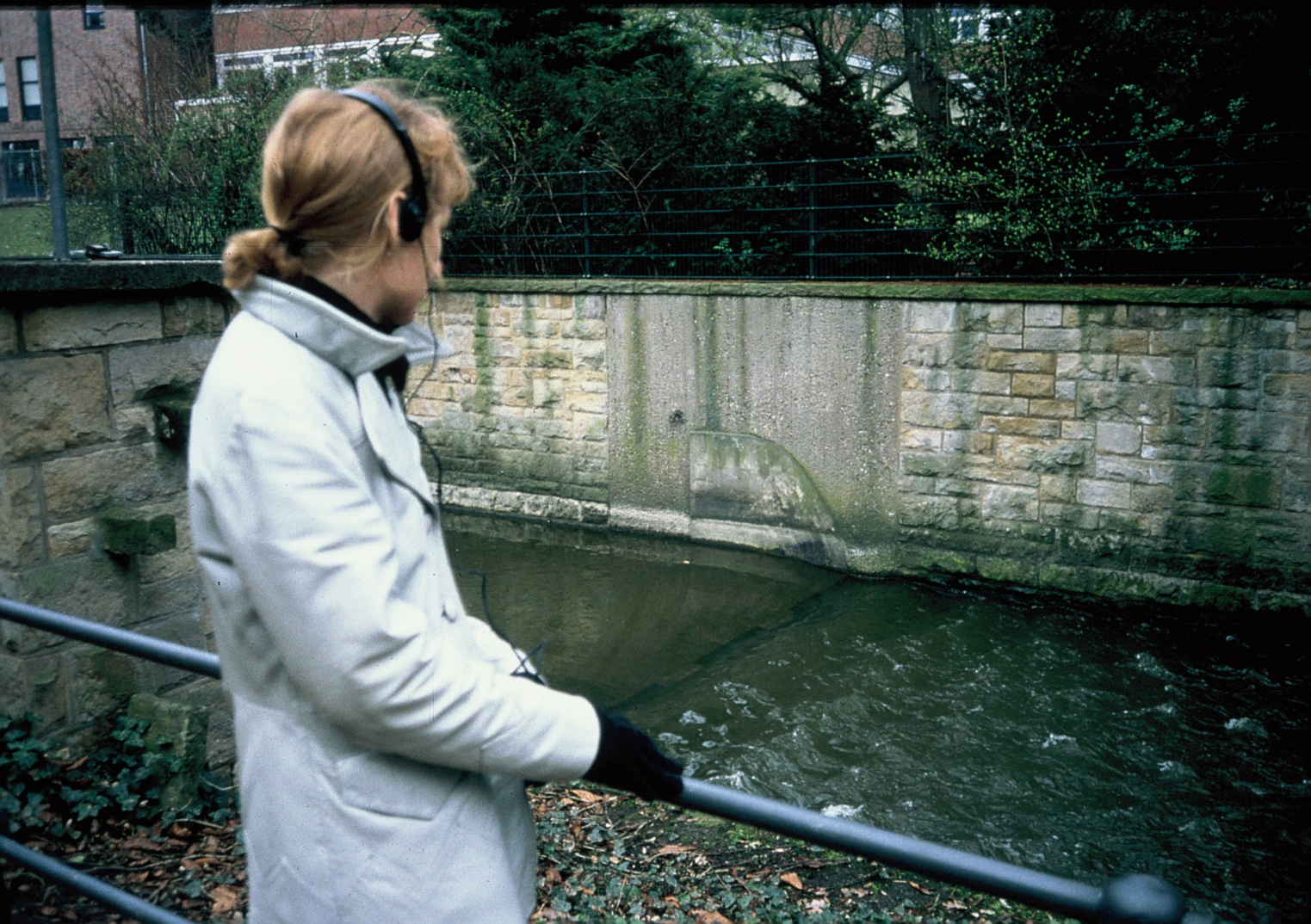 Janet CardiffMünster Walk, 1997 Audio walk with mixed media props Duration: 17 minutes Commissioner: Curated by Kasper König (with assistant curator Ulrike Groos) for Skulptur © Janet Cardiff; Courtesy of the artist and Luhring Augustine, New York. 